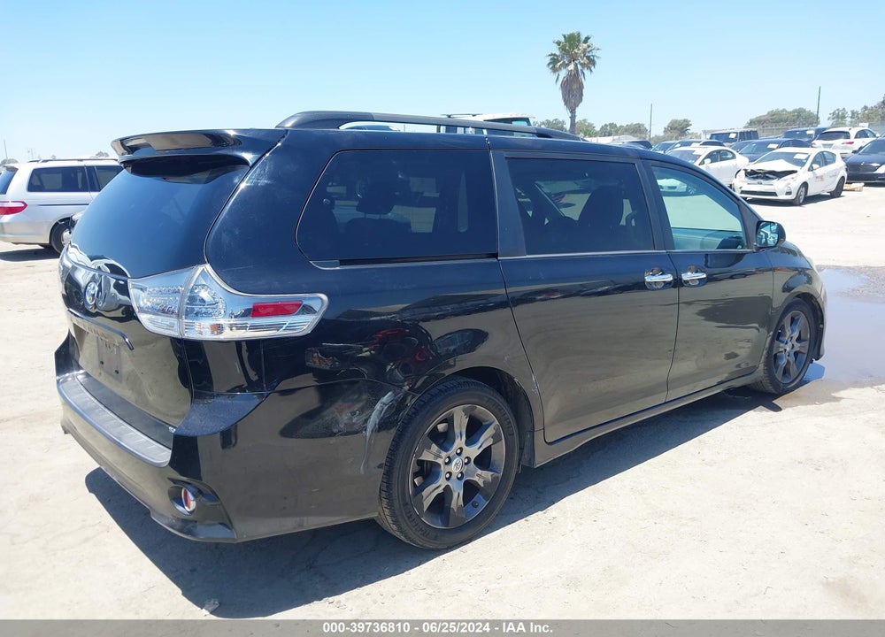 2016 TOYOTA SIENNA SE 8 PASSENGER VIN: 5TDXK3DC0GS713647