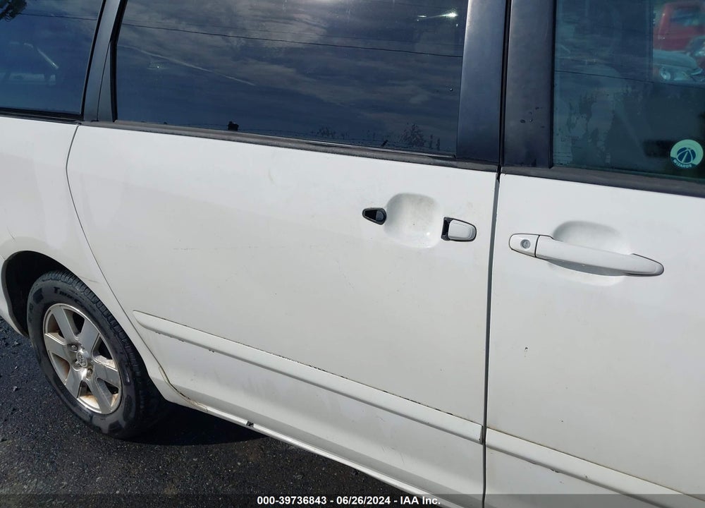 2008 TOYOTA SIENNA VIN: 5TDZK23C98S216991