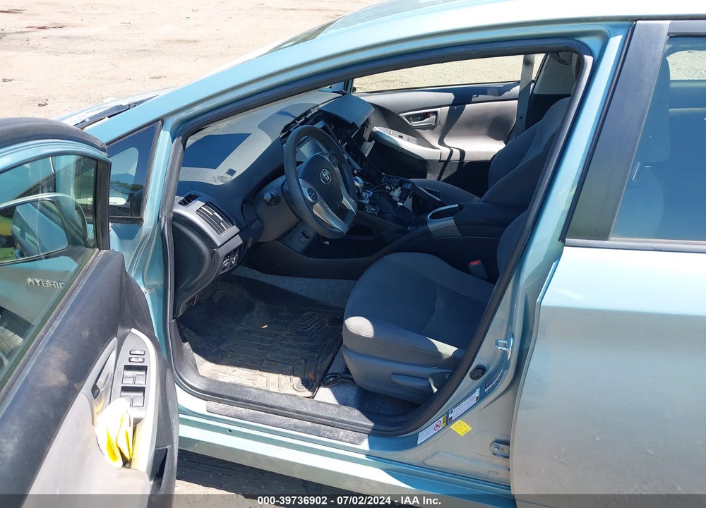 2014 TOYOTA PRIUS THREE VIN: JTDKN3DU3E1845192