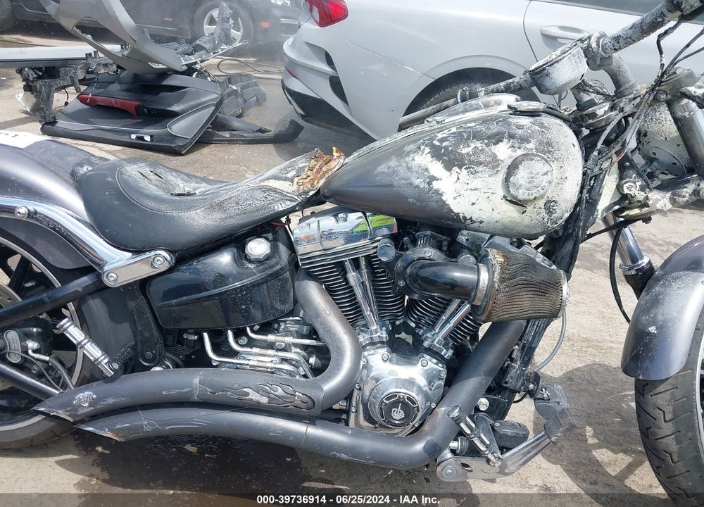 2015 HARLEY-DAVIDSON FXSB BREAKOUT VIN: 1HD1BFV15FB019321