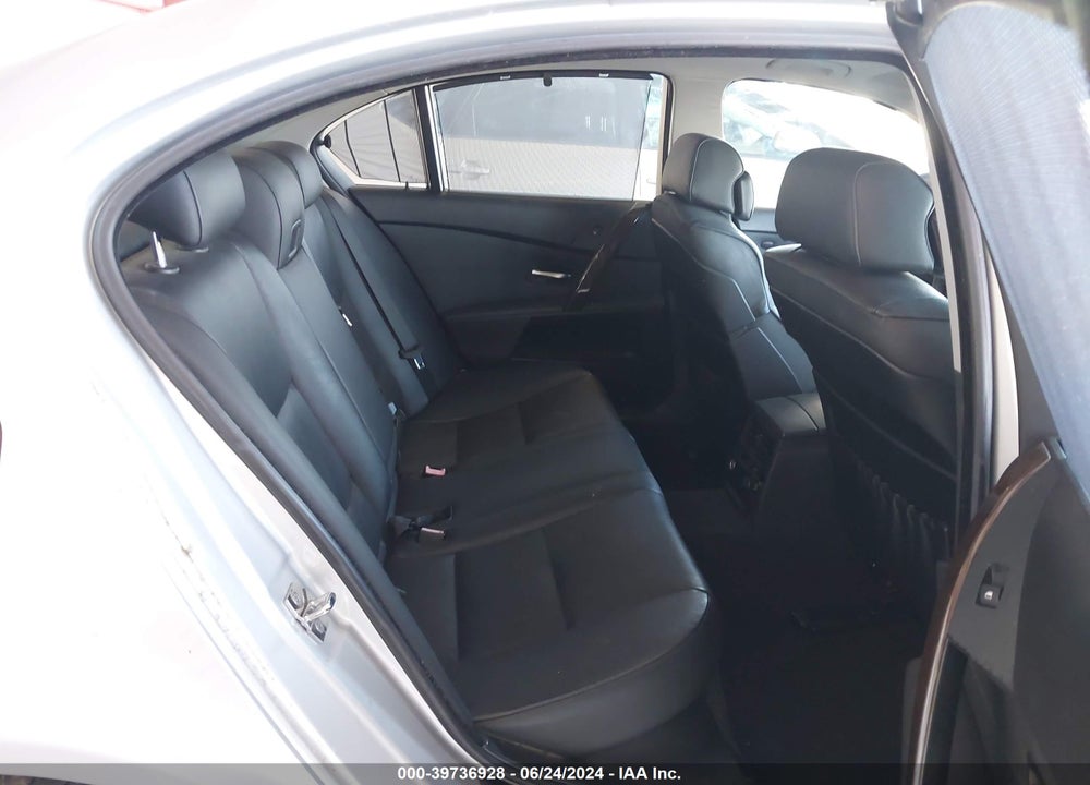2004 BMW 545I VIN: WBANB33594B107452