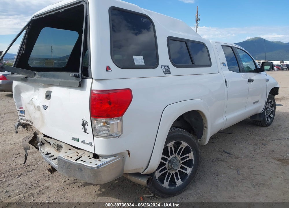 2012 TOYOTA TUNDRA GRADE 5.7L V8 VIN: 5TFUW5F14CX221240