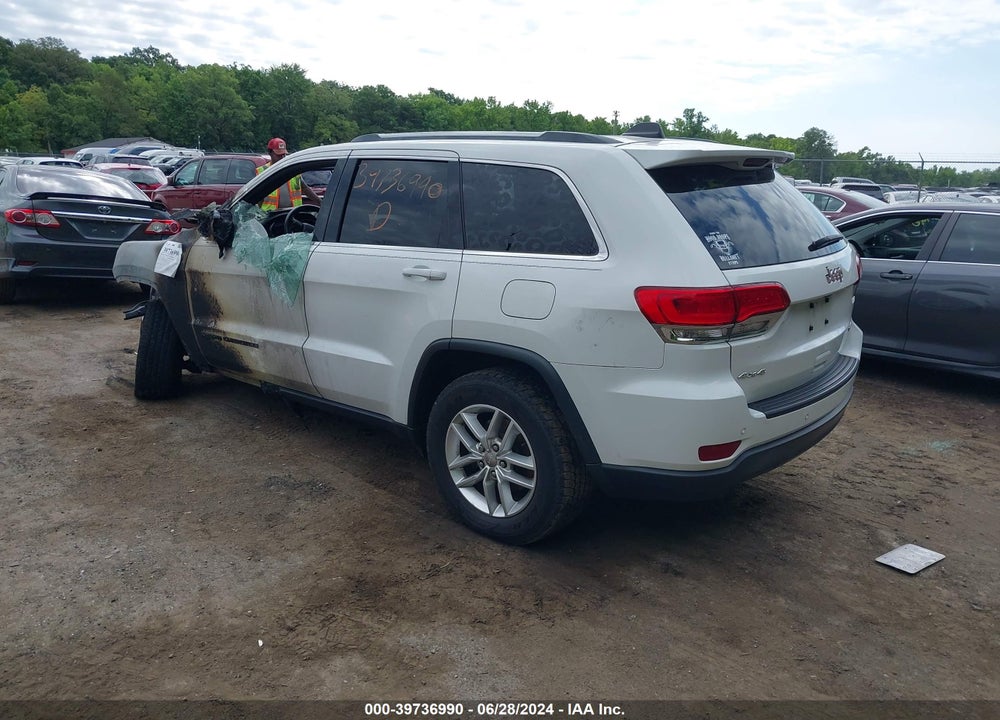 2018 JEEP GRAND CHEROKEE VIN: 1C4RJFAG1JC163176