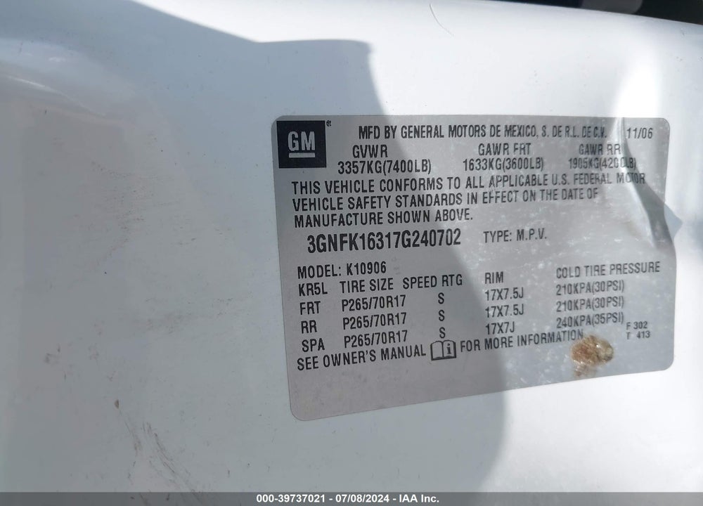 2007 CHEVROLET SUBURBAN 1500 LT VIN: 3GNFK16317G240702