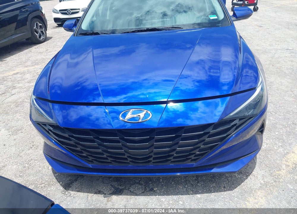 2022 HYUNDAI ELANTRA SEL VIN: KMHLM4AG2NU356532