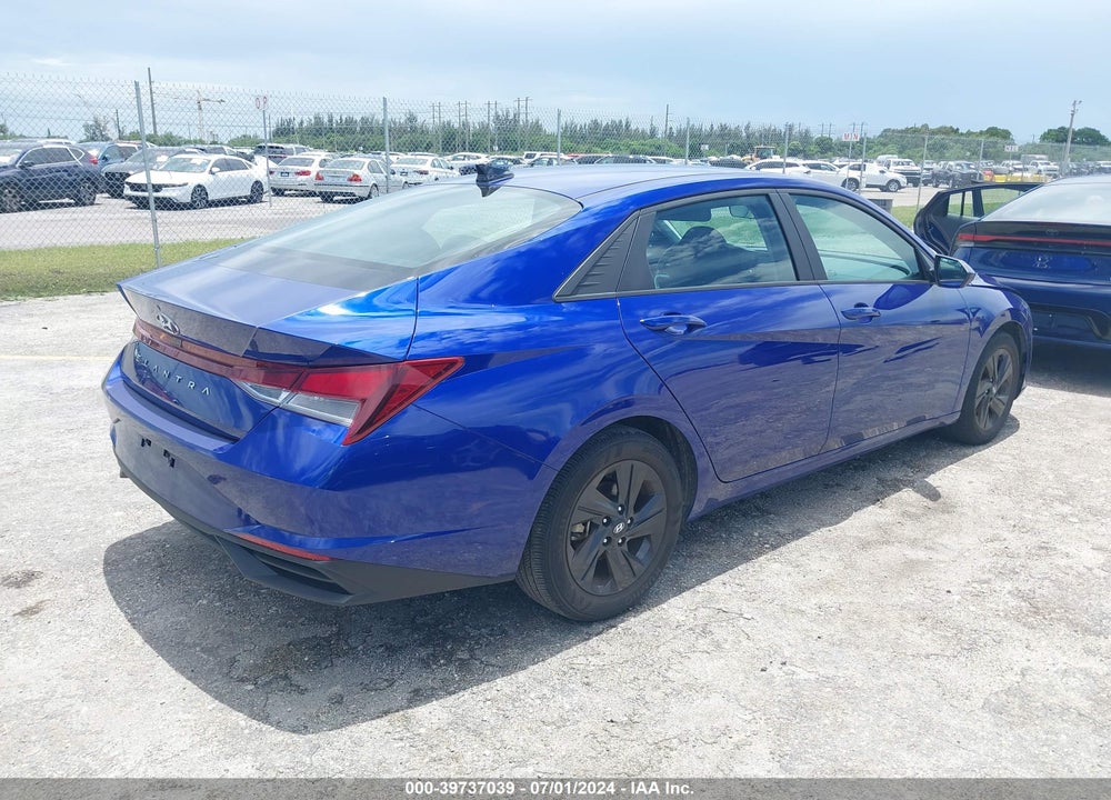 2022 HYUNDAI ELANTRA SEL VIN: KMHLM4AG2NU356532