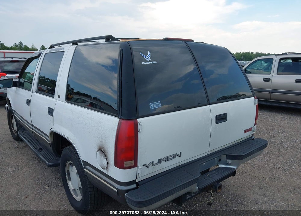 1999 GMC YUKON SLE VIN: 1GKEK13R8XJ793167