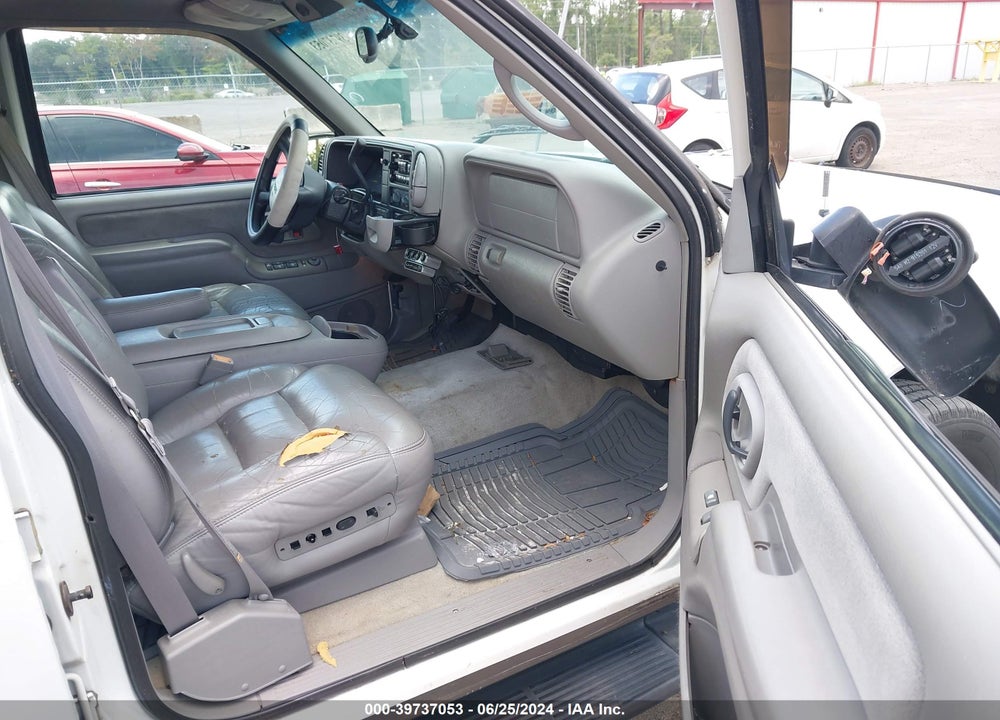 1999 GMC YUKON SLE VIN: 1GKEK13R8XJ793167