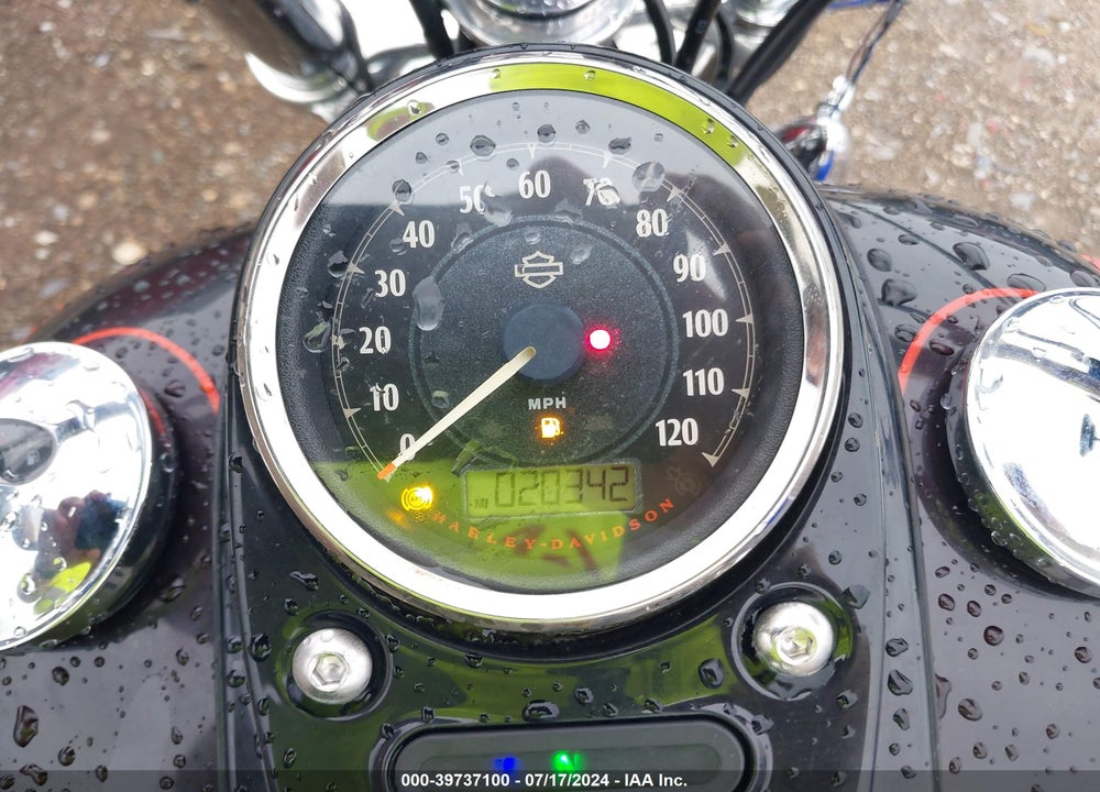 2014 HARLEY-DAVIDSON FXDWG DYNA WIDE GLIDE VIN: 1HD1GPM19EC302287