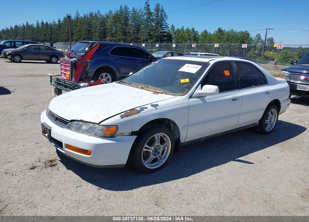 1996 HONDA ACCORD EX/EX-R VIN: 1HGCD5657TA145795