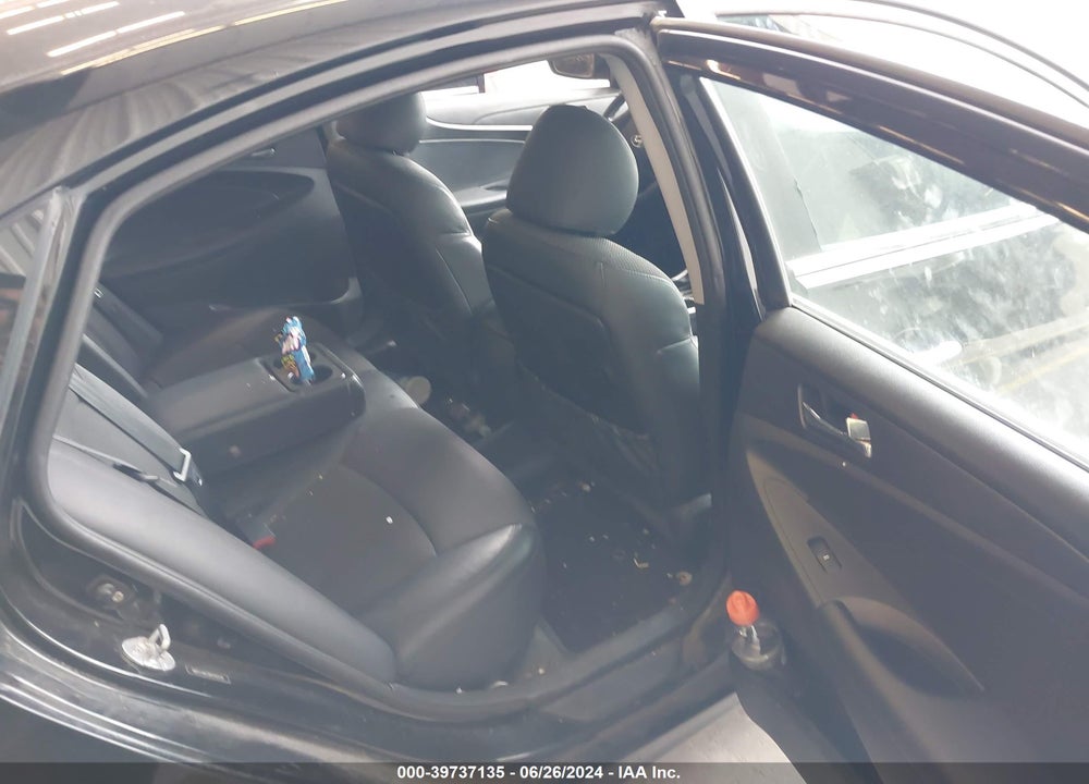 2011 HYUNDAI SONATA SE VIN: 5NPEC4AC2BH292530