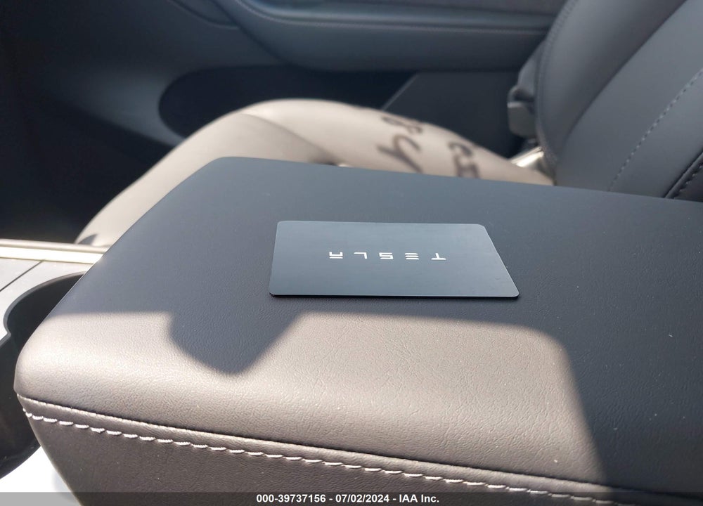 2023 TESLA MODEL Y VIN: 7SAYGDEE1PF886984