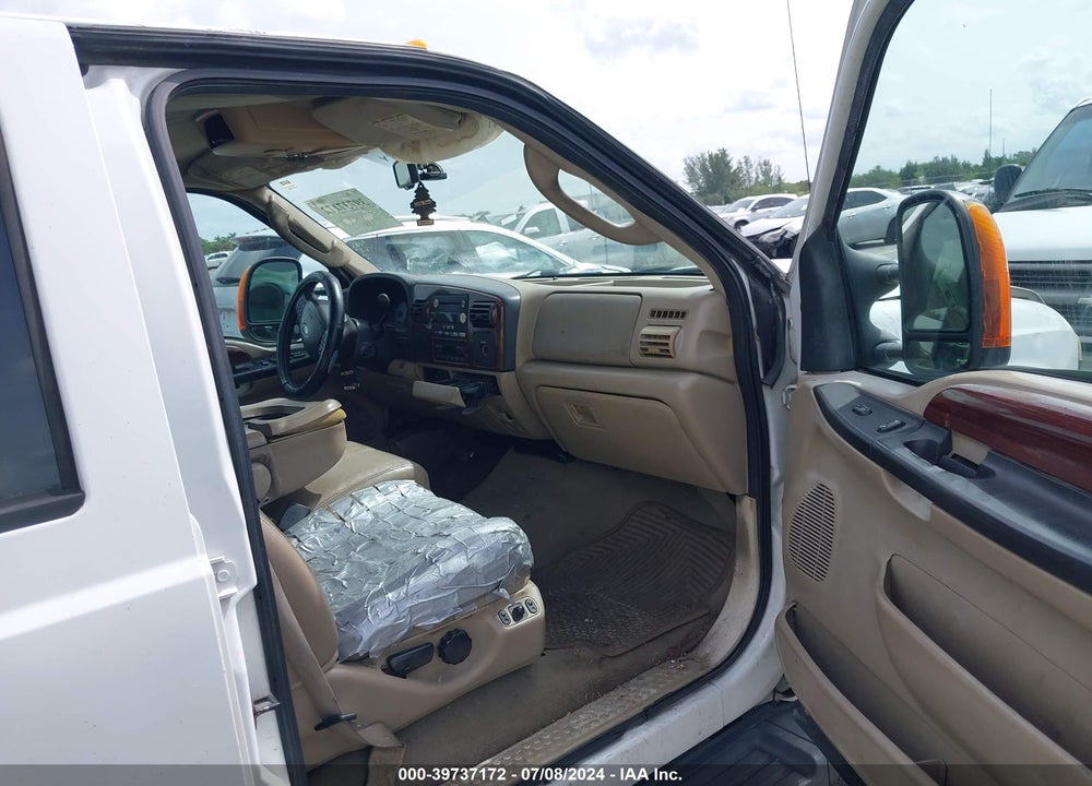 2006 FORD F-350 LARIAT/XL/XLT VIN: 1FTWW32P56EA40655
