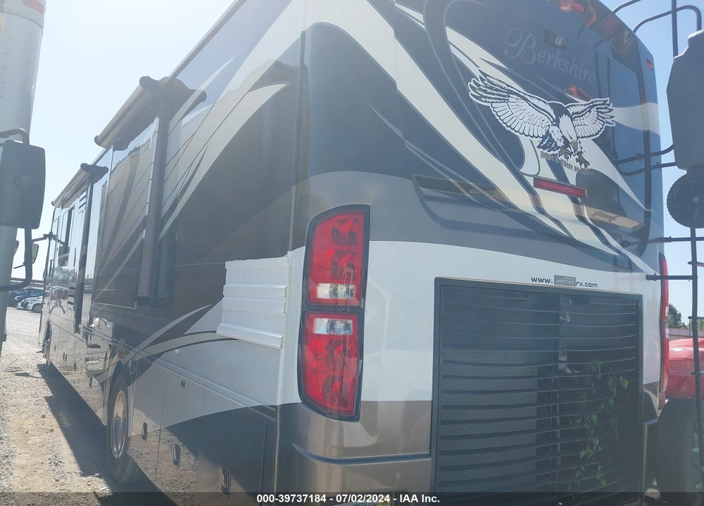 2012 FREIGHTLINER CHASSIS XC VIN: 4UZAB2DT7CCBL9137