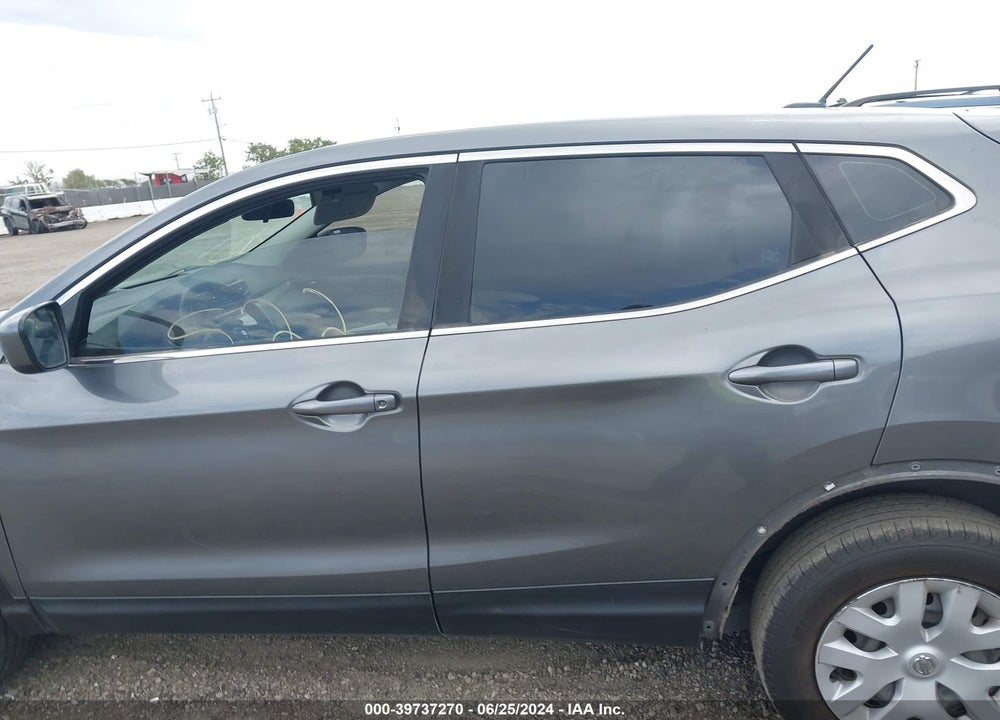 2018 NISSAN ROGUE SPORT S VIN: JN1BJ1CP2JW156854