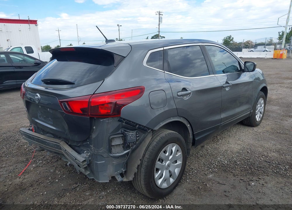 2018 NISSAN ROGUE SPORT S VIN: JN1BJ1CP2JW156854