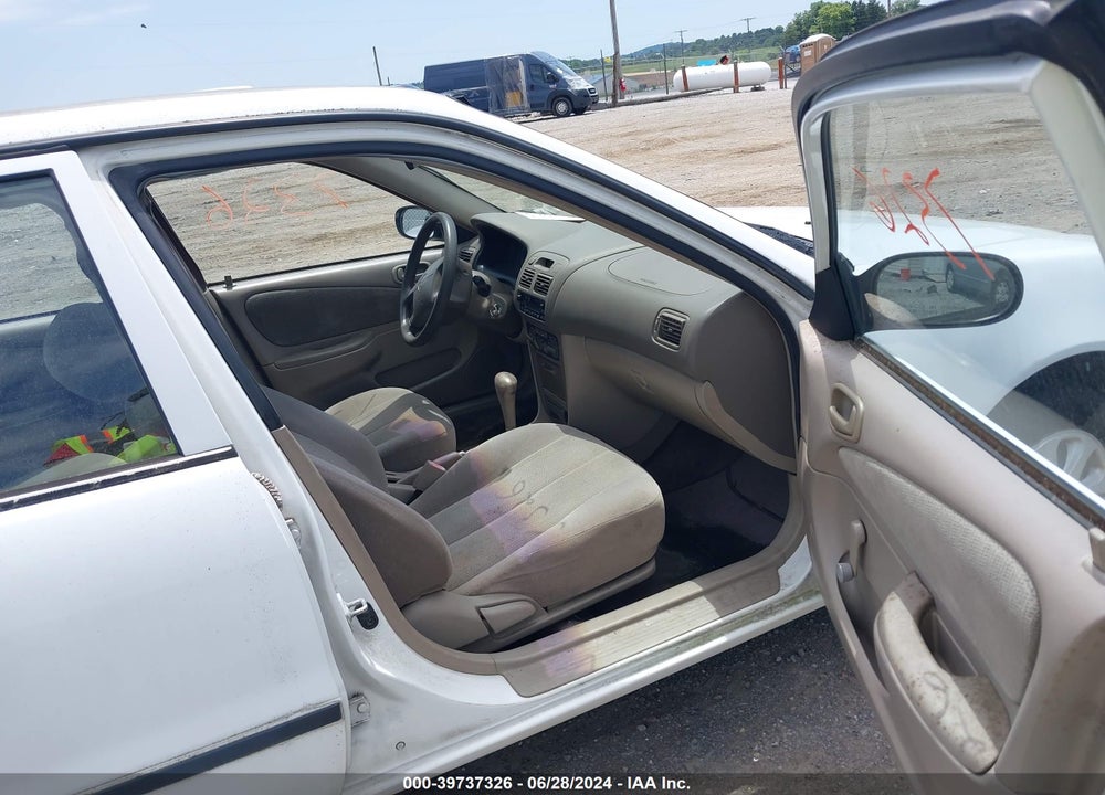 2001 TOYOTA COROLLA CE VIN: 2T1BR12E91C484464