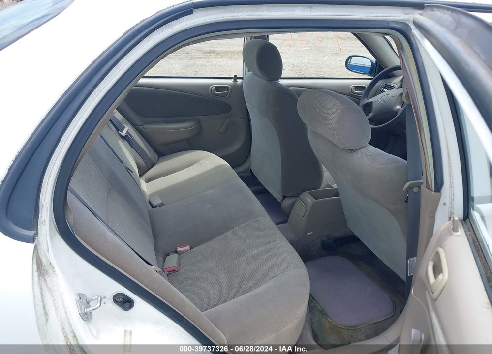 2001 TOYOTA COROLLA CE VIN: 2T1BR12E91C484464