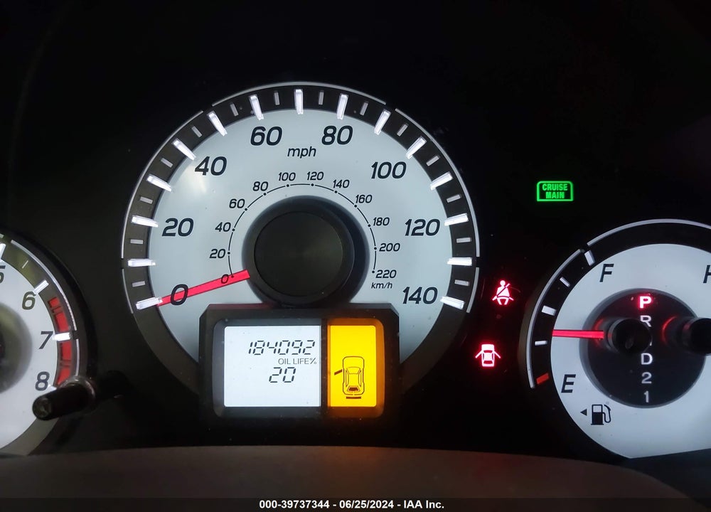 2015 HONDA PILOT LX VIN: 5FNYF4H27FB067543