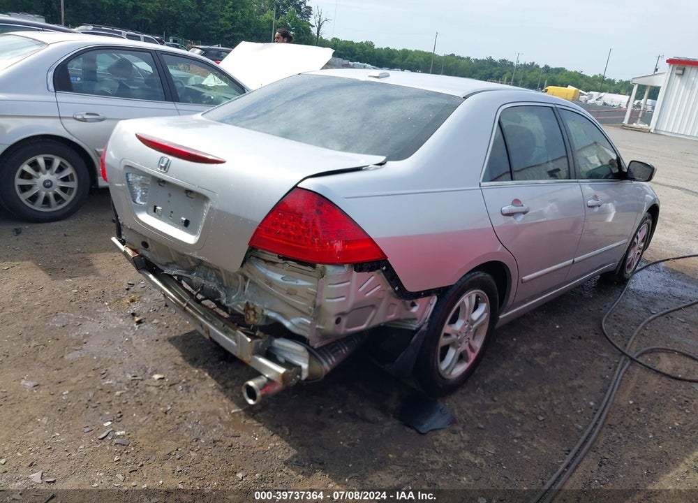 2007 HONDA ACCORD 2.4 EX VIN: 1HGCM56877A112103