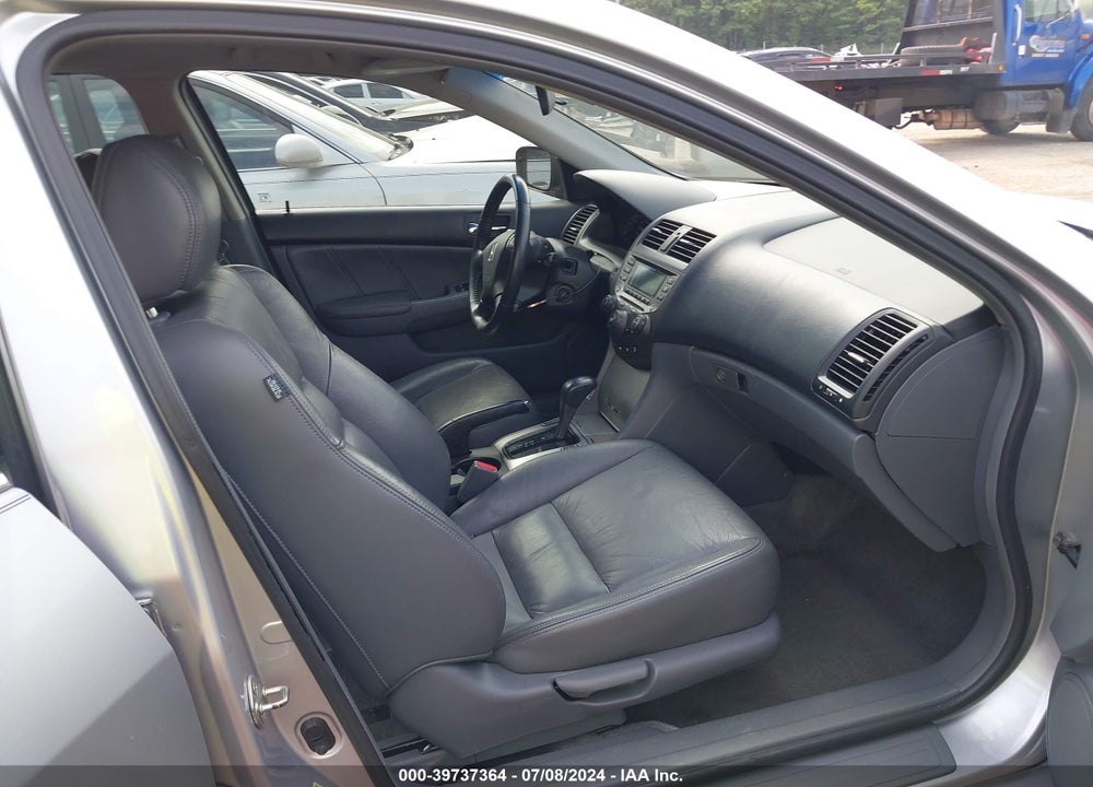 2007 HONDA ACCORD 2.4 EX VIN: 1HGCM56877A112103