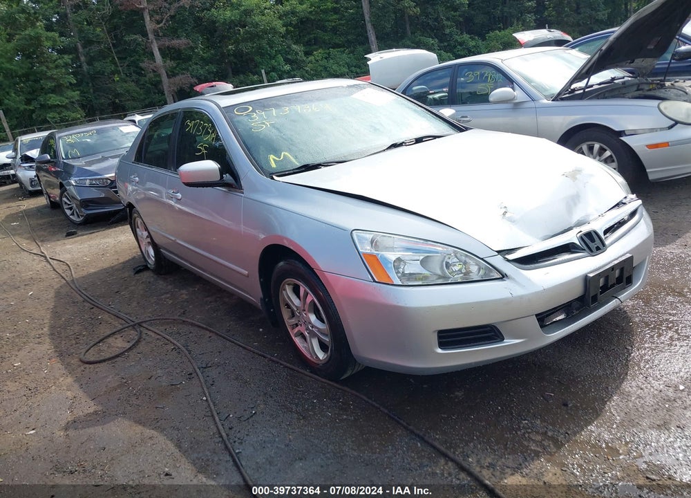 2007 HONDA ACCORD 2.4 EX VIN: 1HGCM56877A112103