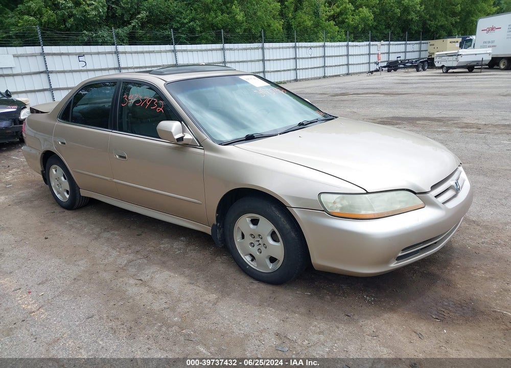 2002 HONDA ACCORD 3.0 EX VIN: 1HGCG16552A025900