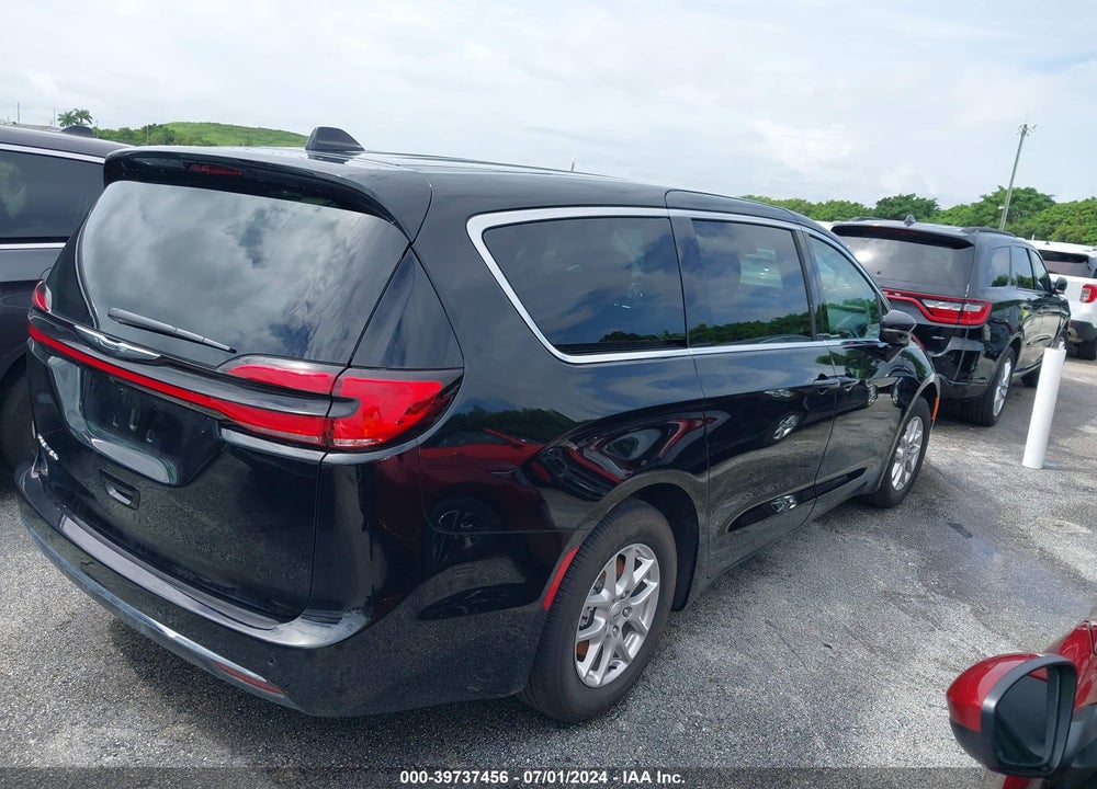 2024 CHRYSLER PACIFICA TOURING L VIN: 2C4RC1BG1RR146537