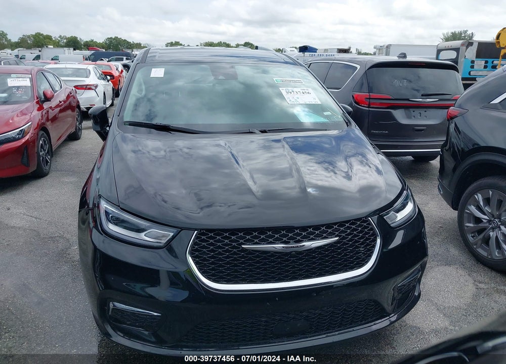 2024 CHRYSLER PACIFICA TOURING L VIN: 2C4RC1BG1RR146537