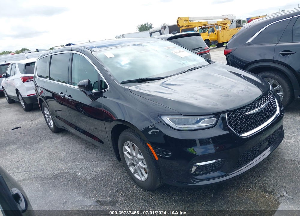 2024 CHRYSLER PACIFICA TOURING L VIN: 2C4RC1BG1RR146537