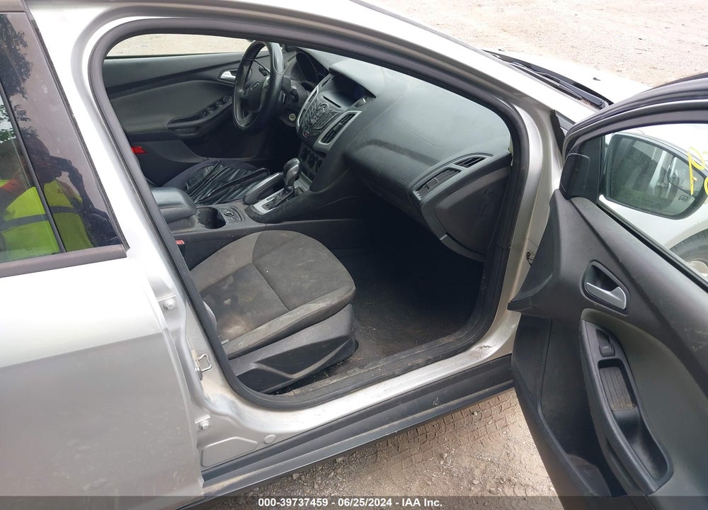 2013 FORD FOCUS SE VIN: 1FADP3F22DL276066