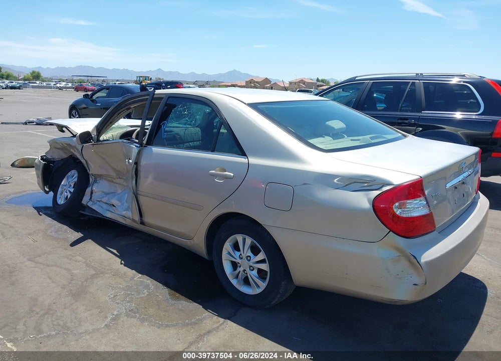 2004 TOYOTA CAMRY LE V6 VIN: 4T1BF32K74U573673