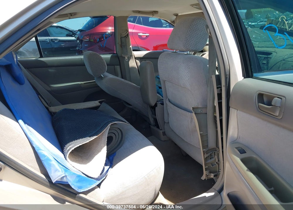 2004 TOYOTA CAMRY LE V6 VIN: 4T1BF32K74U573673