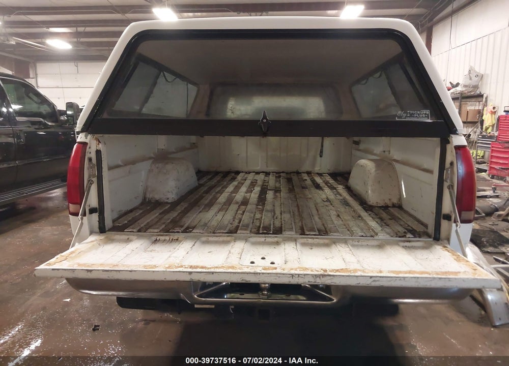 1991 GMC SIERRA C2500 VIN: 2GTGC29NXM1549439