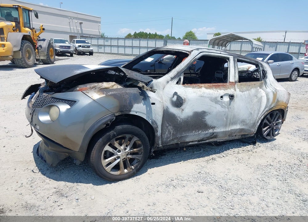 2011 NISSAN JUKE S VIN: JN8AF5MR5BT001322