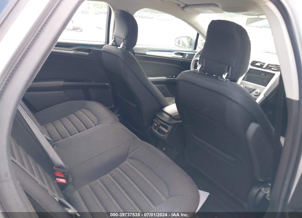 2014 FORD FUSION SE VIN: 1FA6P0H72E5390560