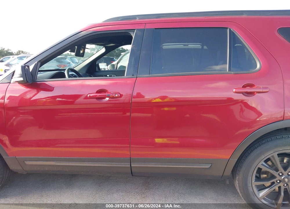 2018 FORD EXPLORER XLT VIN: 1FM5K7D81JGC69573