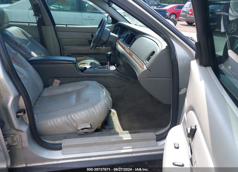 2003 FORD CROWN VICTORIA LX VIN: 2FAFP74W43X165736