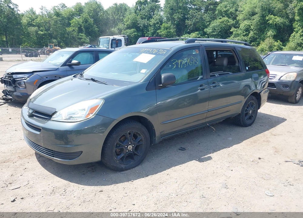 2004 TOYOTA SIENNA LE VIN: 5TDBA23C84S013458