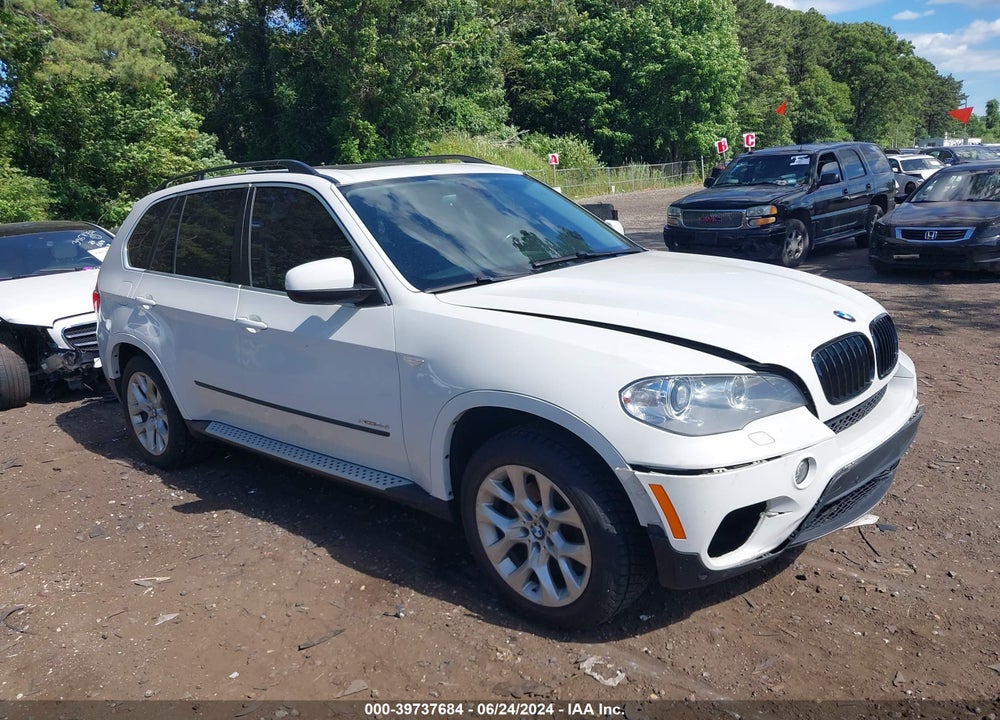 2013 BMW X5 XDRIVE35I/XDRIVE35I PREMIUM/XDRIVE35I SPORT ACTIVITY VIN: 5UXZV4C50D0E07492
