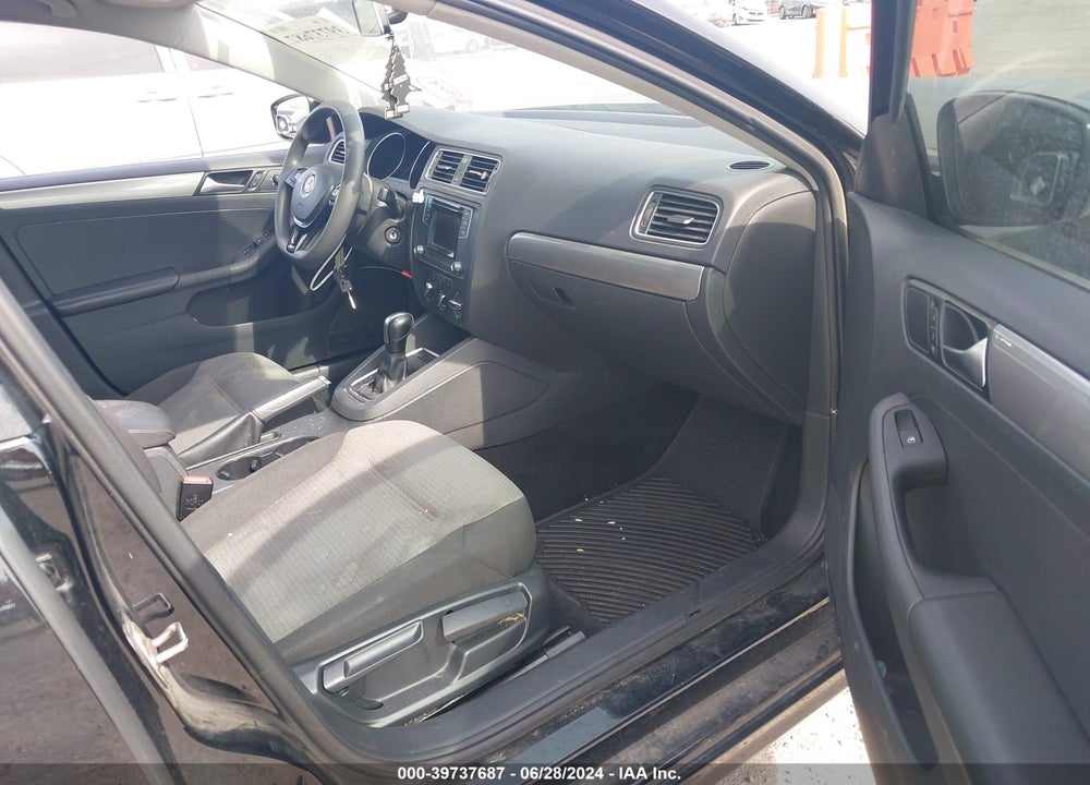 2018 VOLKSWAGEN JETTA 1.4T S VIN: 3VW2B7AJXJM262073