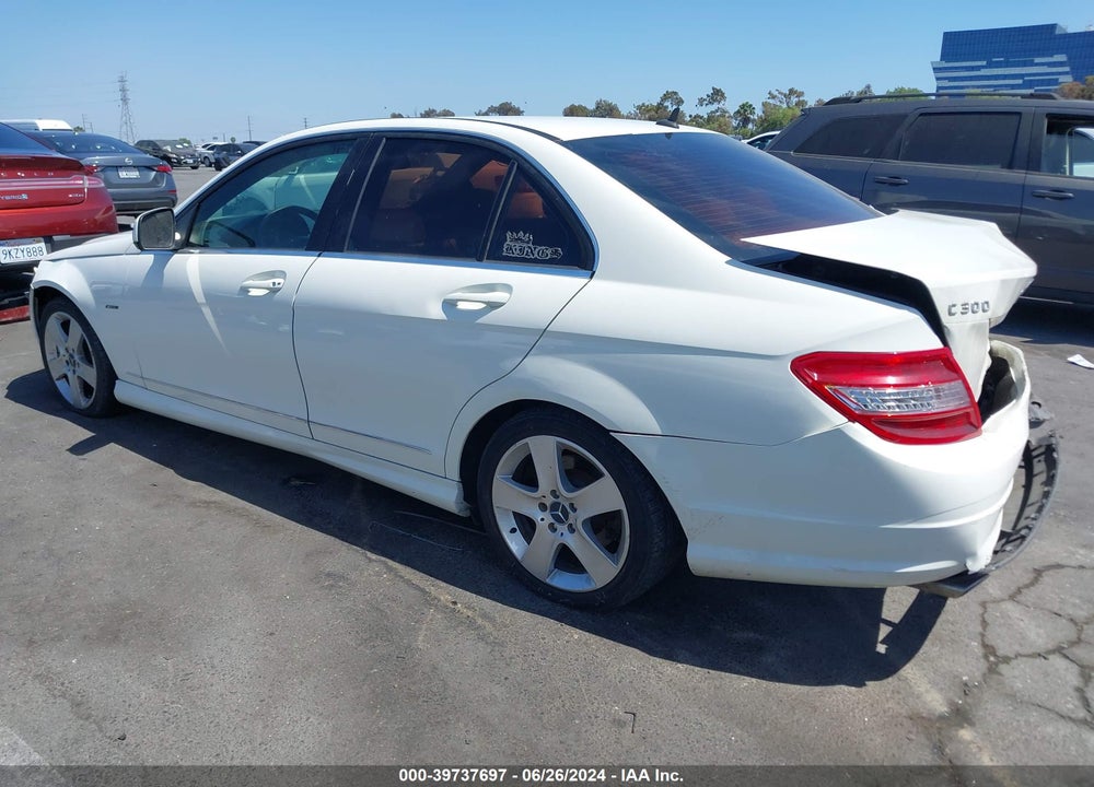 2008 MERCEDES-BENZ C 300 VIN: WDDGF54X78F150932