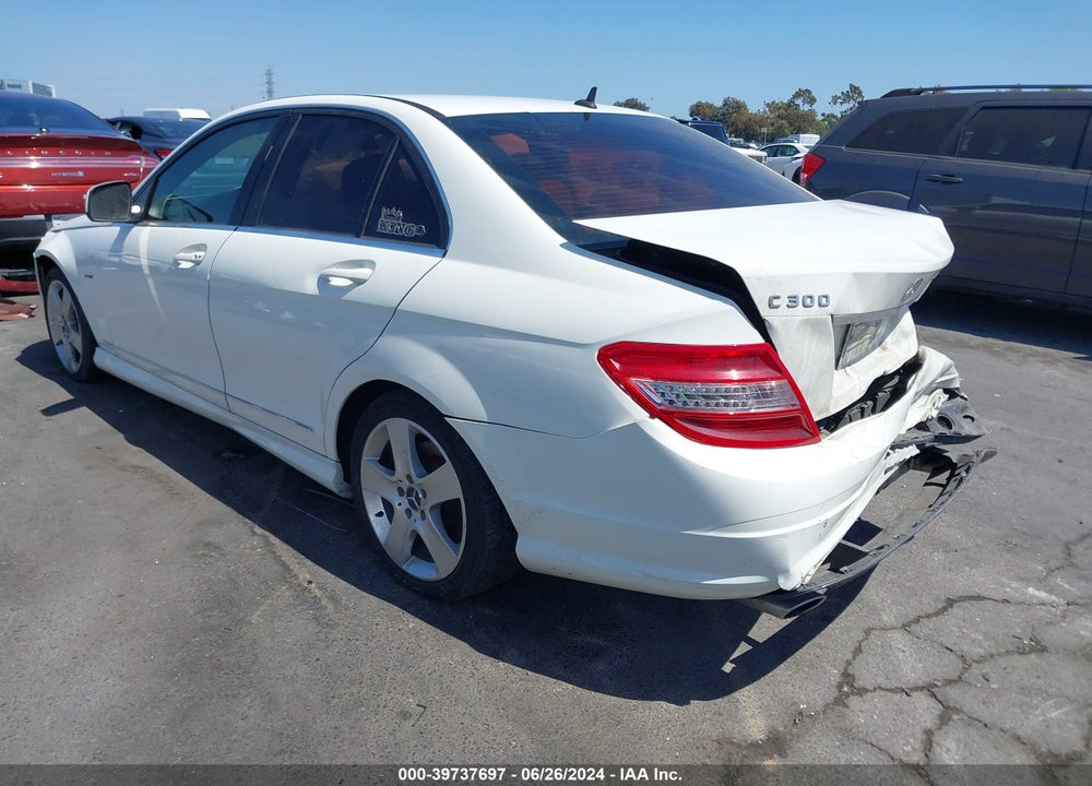 2008 MERCEDES-BENZ C 300 VIN: WDDGF54X78F150932