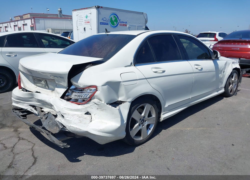 2008 MERCEDES-BENZ C 300 VIN: WDDGF54X78F150932