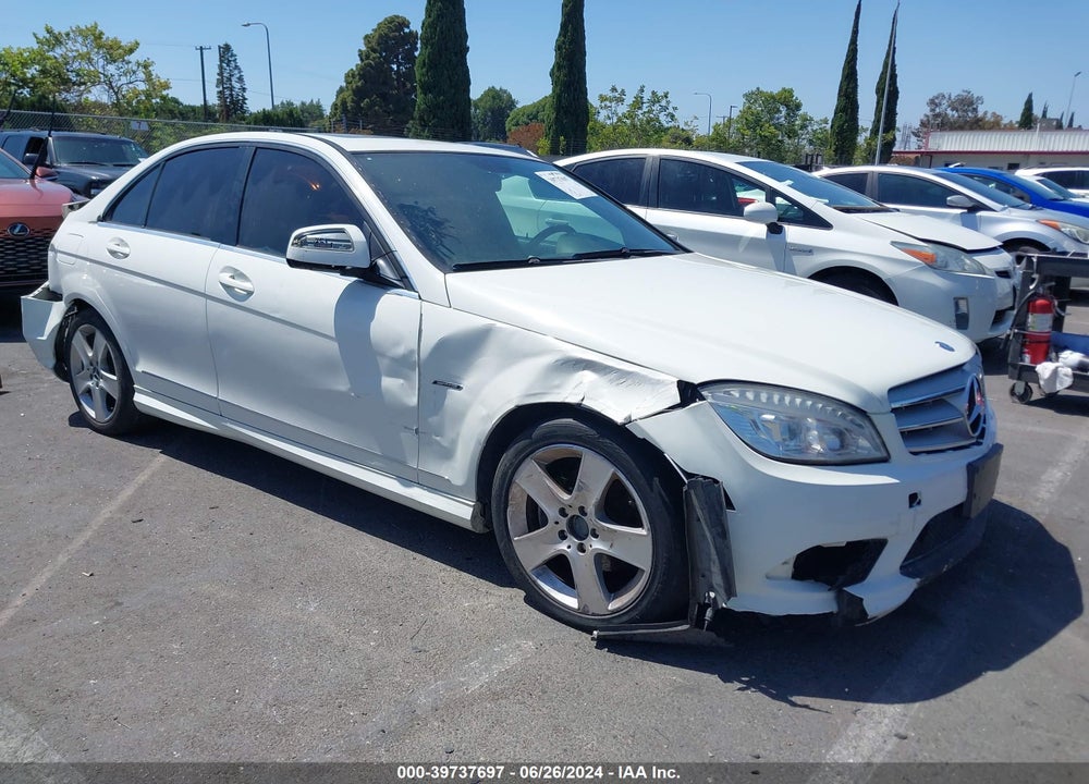 2008 MERCEDES-BENZ C 300 VIN: WDDGF54X78F150932