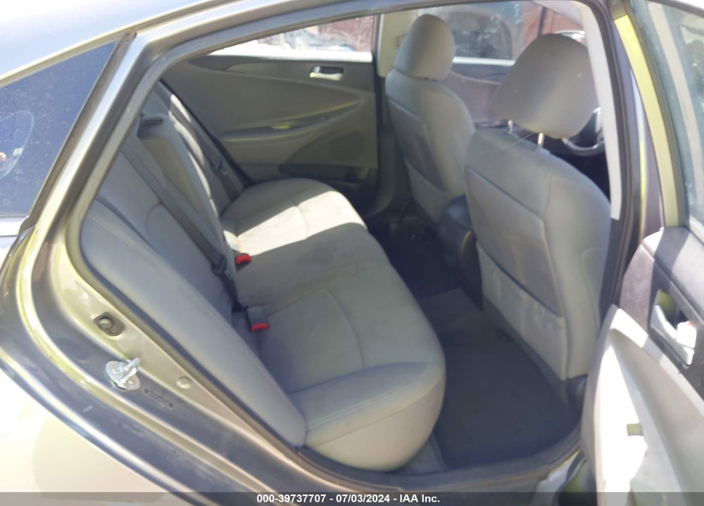 2013 HYUNDAI SONATA GLS VIN: 5NPEB4AC6DH675098