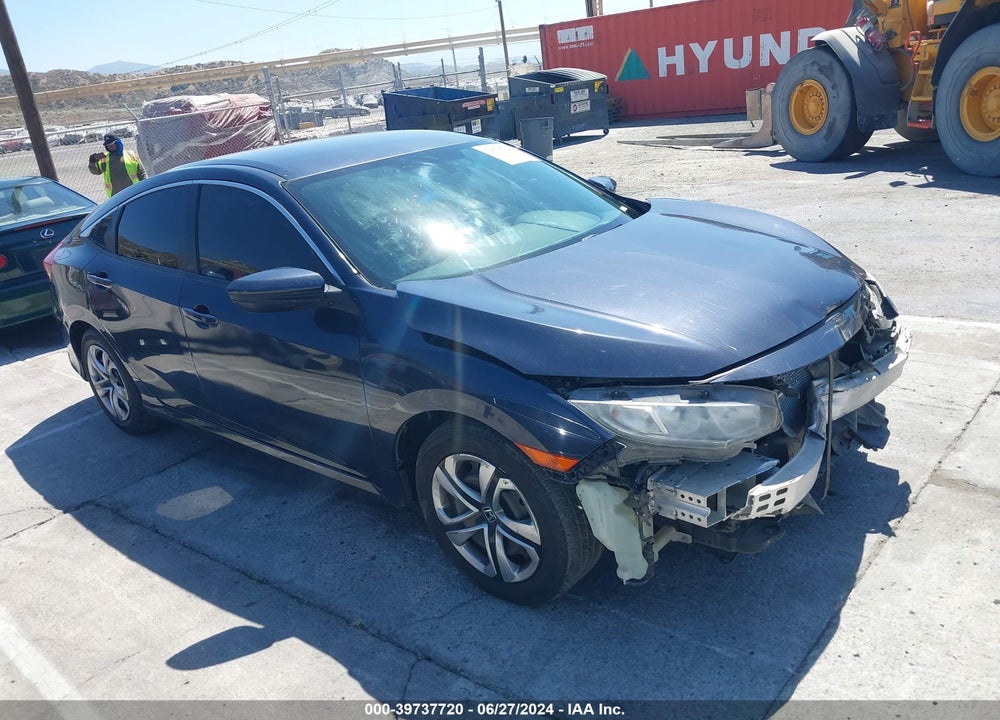 2018 HONDA CIVIC LX VIN: 2HGFC2F53JH578088