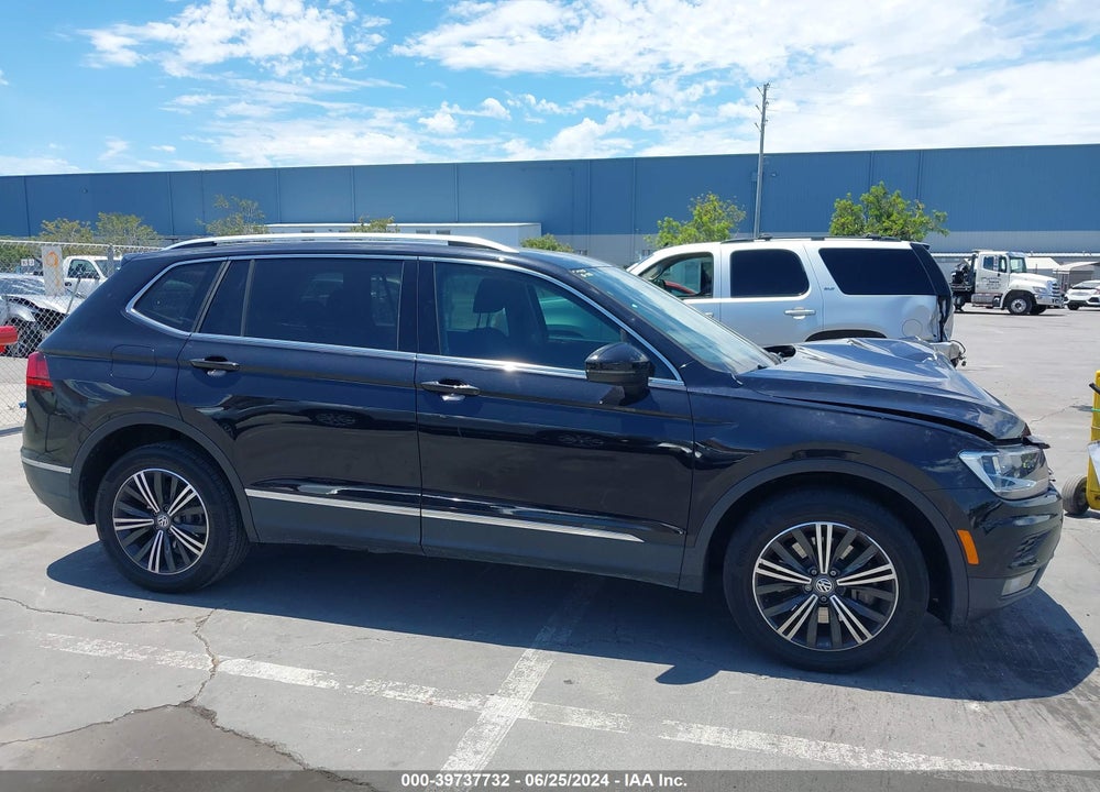 2018 VOLKSWAGEN TIGUAN 2.0T SE/2.0T SEL VIN: 3VV3B7AX8JM153883