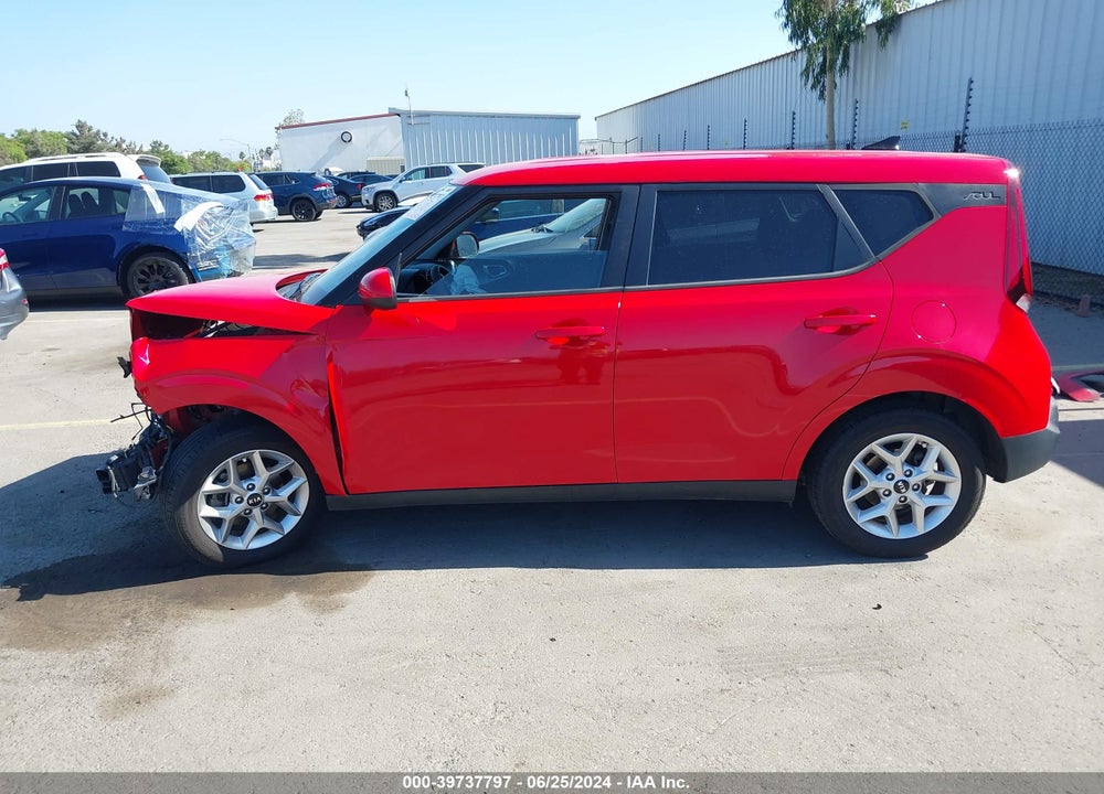 2021 KIA SOUL !/+/S VIN: KNDJ23AU1M7752885