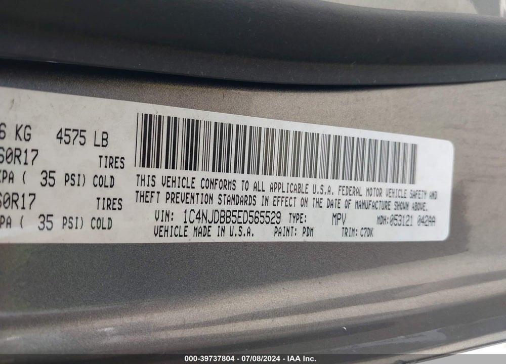 2014 JEEP COMPASS VIN: 1C4NJDBB5ED565529